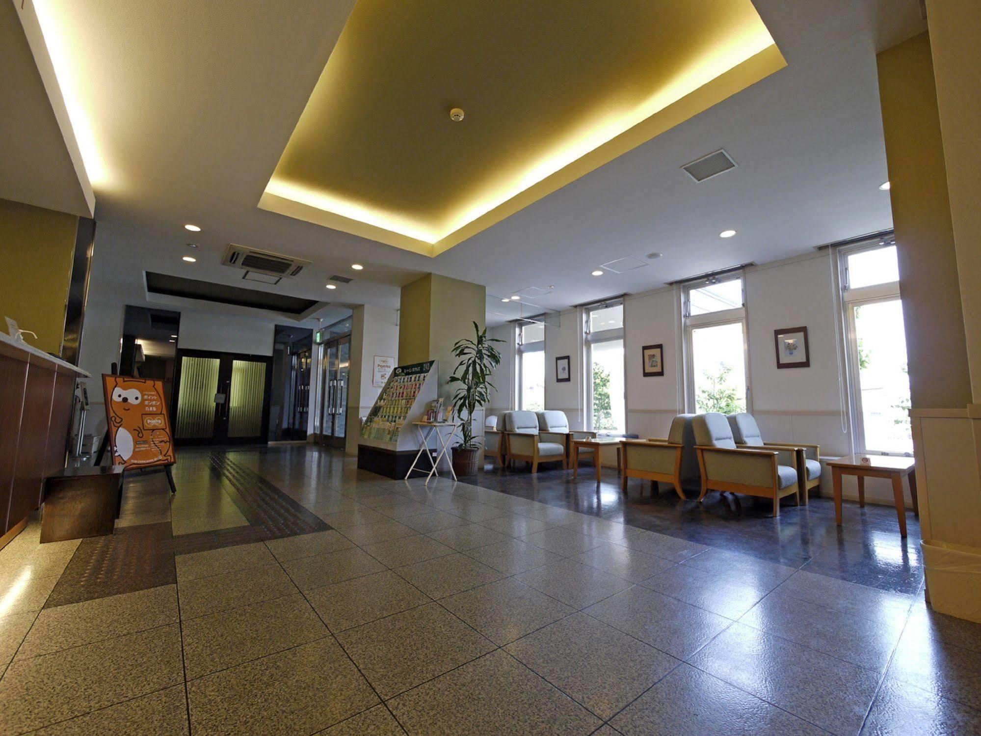 Hotel Route-Inn Honjo Ekiminami Extérieur photo